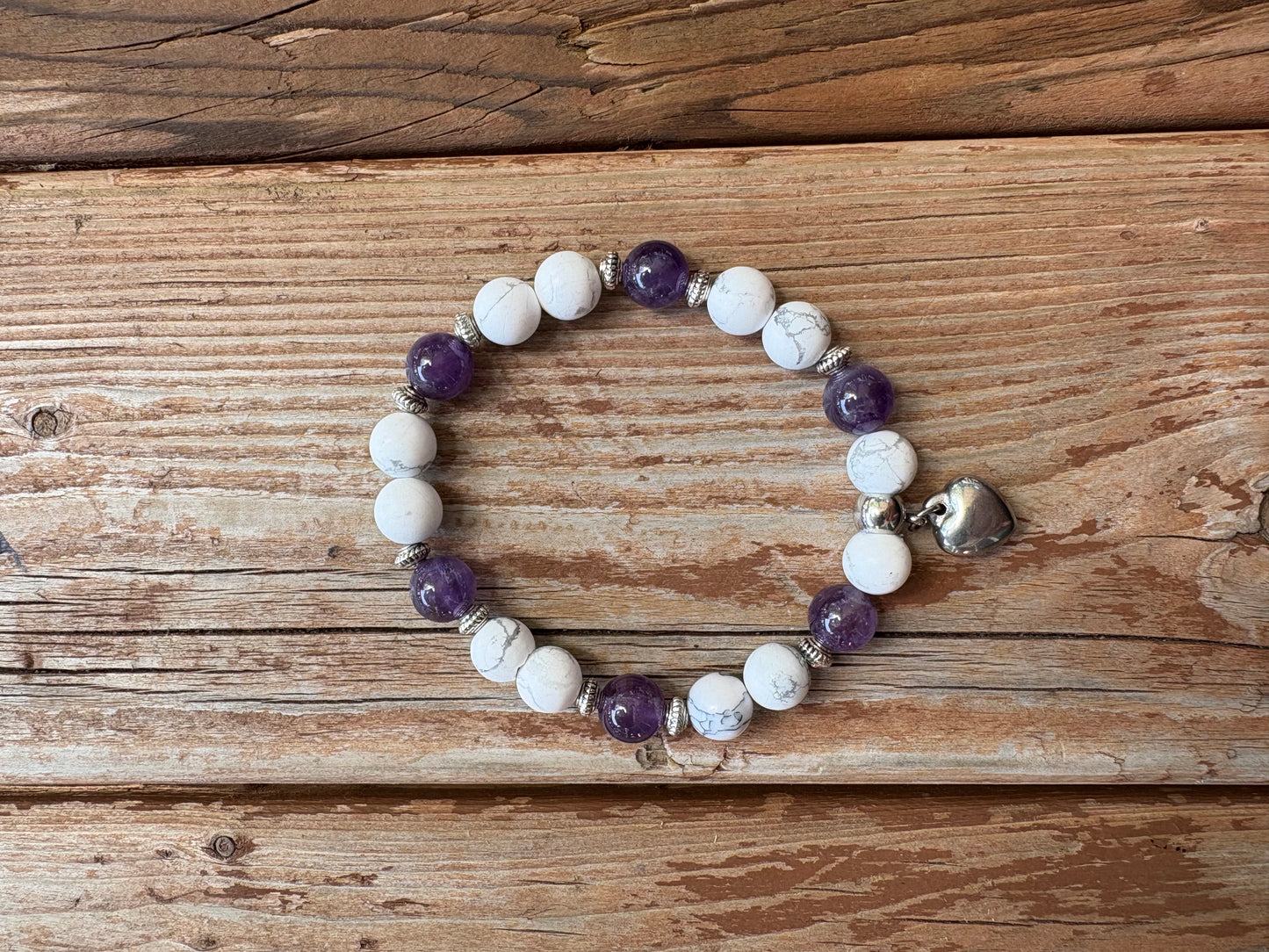 Âme lavande : Améthyste et Howlite